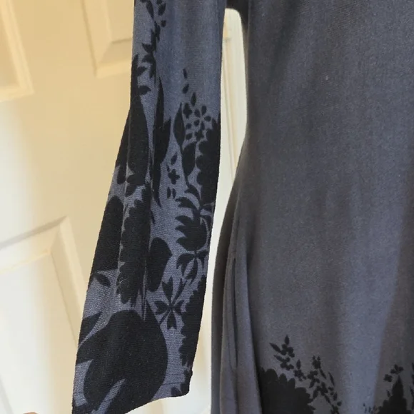 Reborn Asymmetrical Dress in Black and Gray - Picture 9 of 13